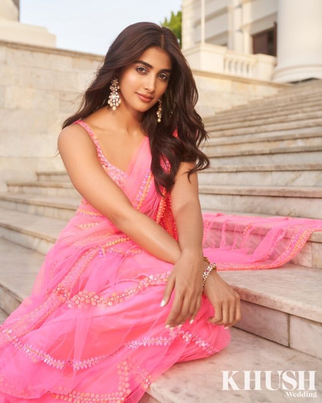 Staggering Show Of Pooja Hegde In Yellow